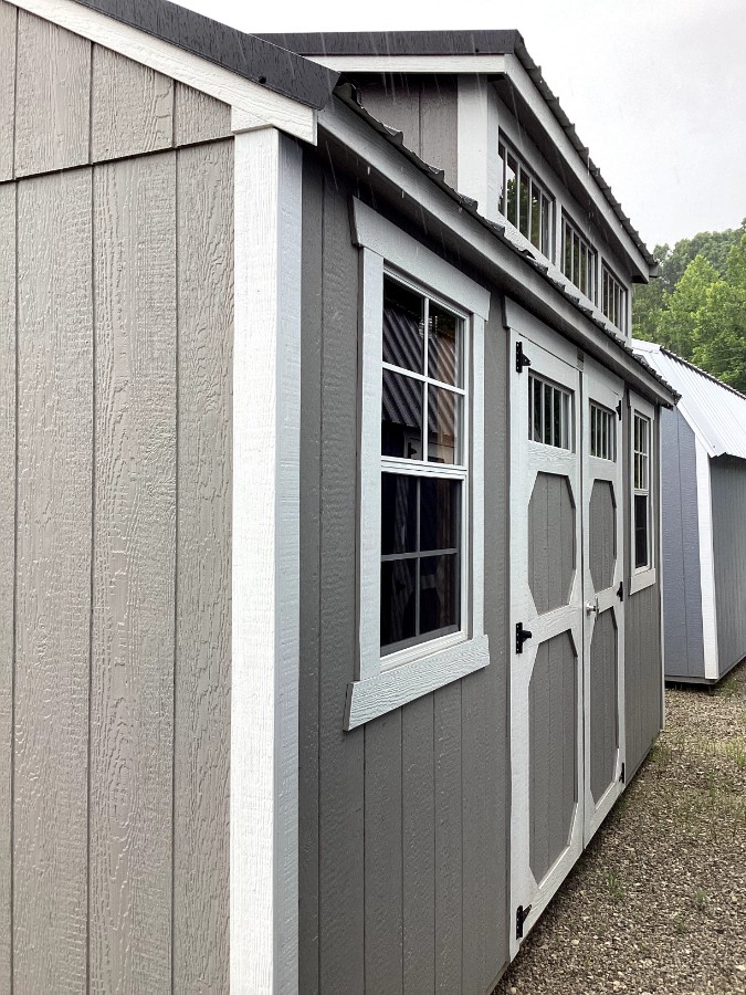 Utility Dormer - 10x16